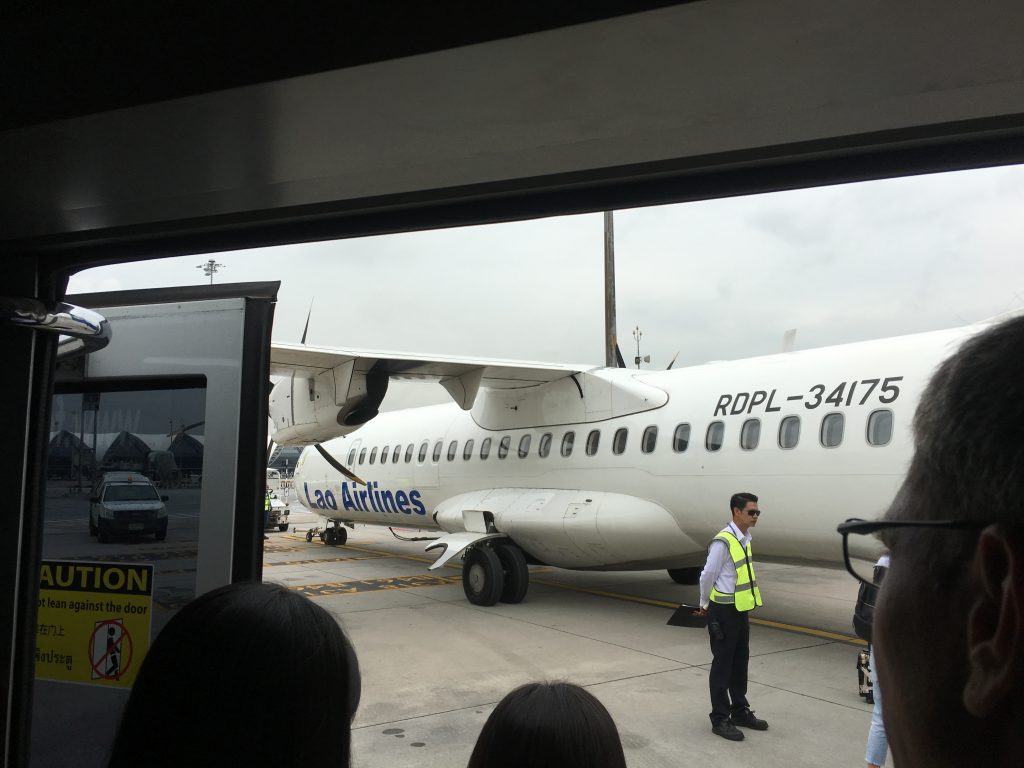 ラオス国際航空のATR72